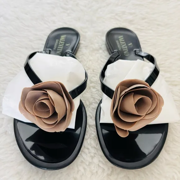 Valentino Garavani Rose Black and Brown Thong Flip Flops Sandals size EU 38