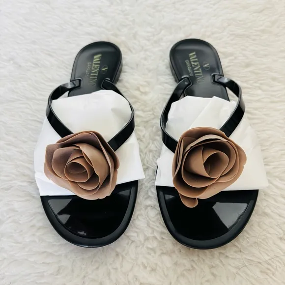 Valentino Garavani Rose Black and Brown Thong Flip Flops Sandals size EU 38