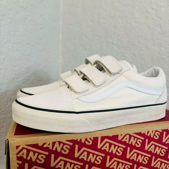 VANS Old Skool V Pro Sneaker (Women), Size 8.5, Beige/Marshmallow, Classic NWT