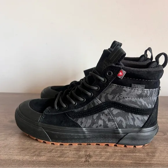 VANS Sk8-Hi MTE-2 Waterproof Unisex Shoe Size 8 or 6.5 #665