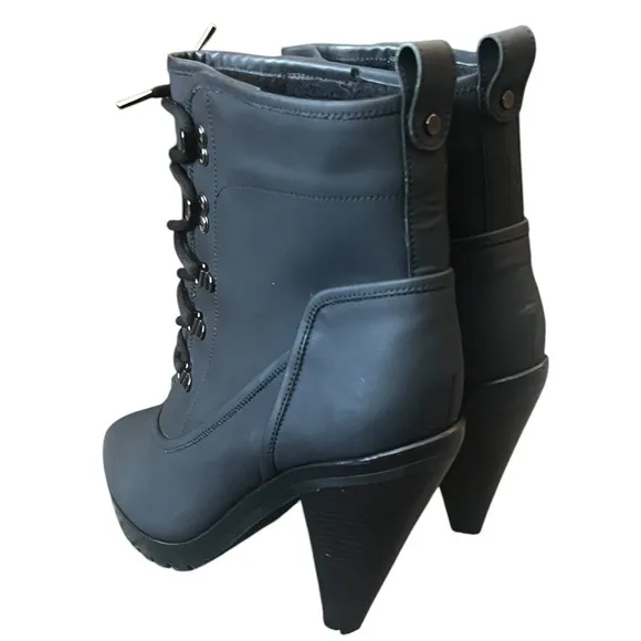 Veronica Beard Charley Coated Leather Lace-Up Bootie - Womans Size 39.5 Italy