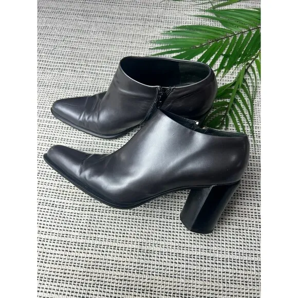 via spiga made in italy ankle metallic gray boots size 9.5M