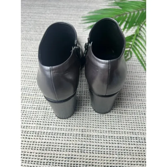 via spiga made in italy ankle metallic gray boots size 9.5M