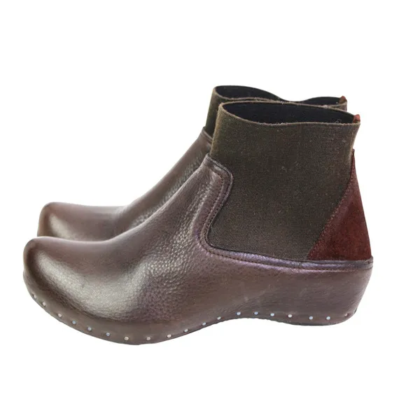 Vialis BROWN GENUINE LEATHER ELASTIC POINTED TOE WEDGE STUDS ANKLE BOOTS Sz 8