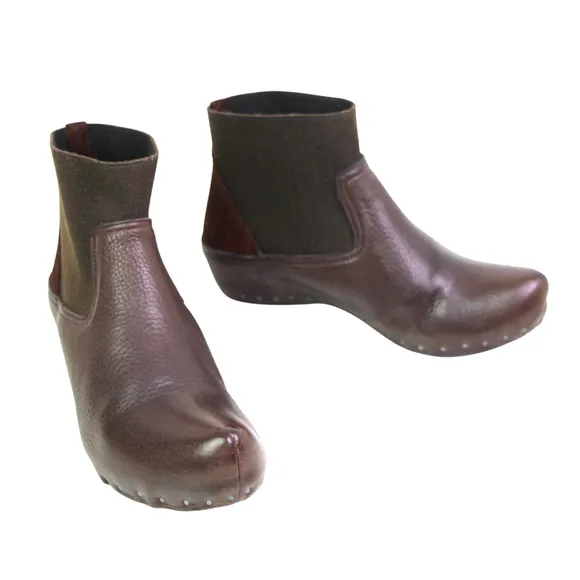 Vialis BROWN GENUINE LEATHER ELASTIC POINTED TOE WEDGE STUDS ANKLE BOOTS Sz 8