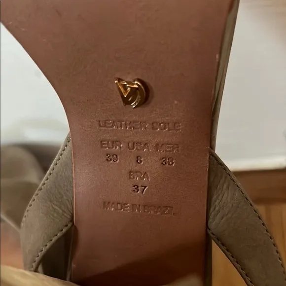 Vicenza Tan Chunky Heel Suede Sandals with Ankle Strap Size 8