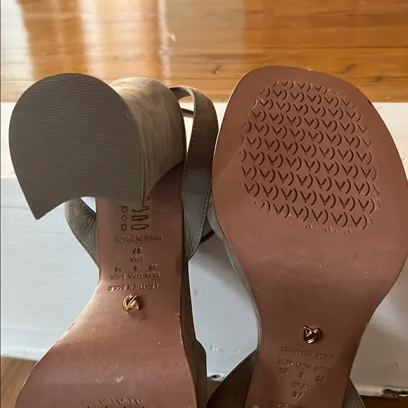 Vicenza Tan Chunky Heel Suede Sandals with Ankle Strap Size 8