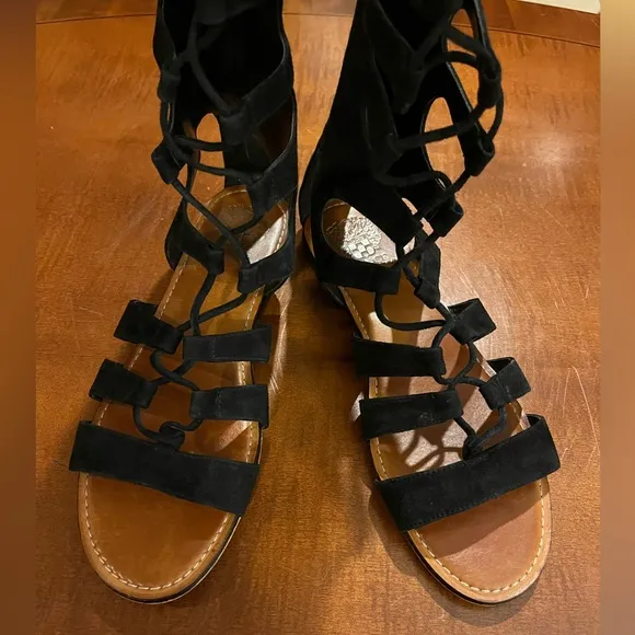 Vince Camuto gladiator knee high sandals. Natural suede leather. Black, size 8.5
