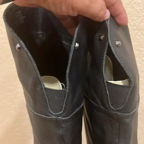 Vince Camuto Jorshie2 Wide Calf Tall Black Leather Boots Size 7M (EU 37.5)