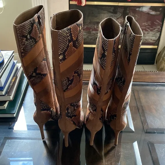 VINCE CAMUTO SARAALAN BOOT