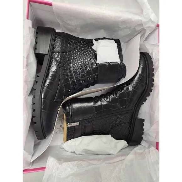 VINCE CAMUTO WOMENS FAWDRY DOUBLE BUCKLE C BLACK GLAZED CROC MOTO BOOTS NIB 5 1/