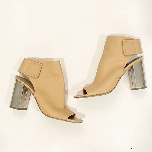 VINCE Faye Boots Booties Nude size 8 $495.00 Leather metallic heel