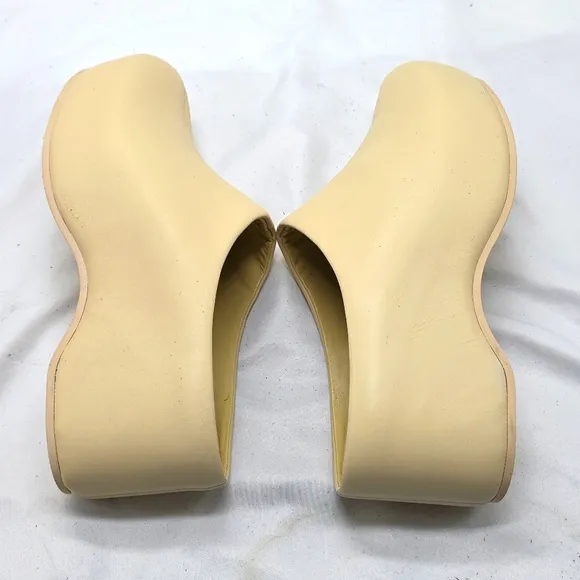 Vince Isa Clog Sandals Cypress Size 8.5