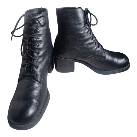 Vintage 90s Black Leather Lace Up Platform Block Heel Boots by Kf Ltd  7.5