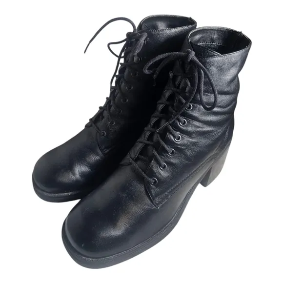 Vintage 90s Black Leather Lace Up Platform Block Heel Boots by Kf Ltd  7.5