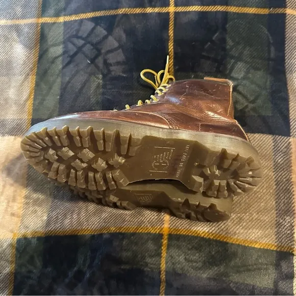 vintage • dr martens doc england MIE rare 90's boots 1460 tan analaline brown