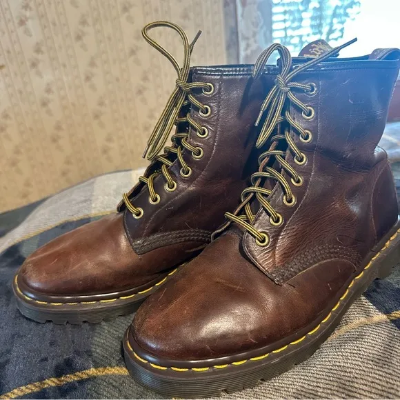 vintage • dr martens doc england MIE rare 90's boots 1460 tan analaline brown