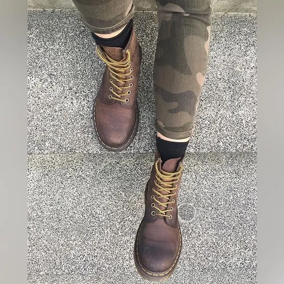 vintage • dr martens doc england MIE rare 90's boots 1460 tan analaline brown