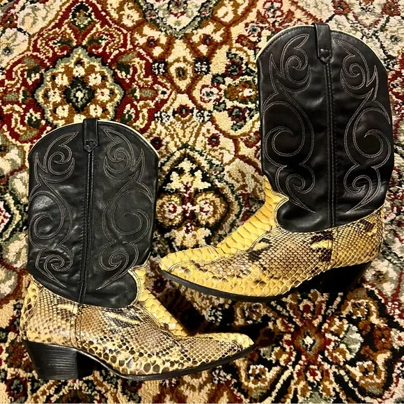 Vintage Leather Snakeskin Cowboy Boots snake rare western 90s