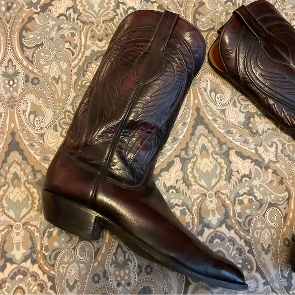 Vintage Lucchese Classic Seville  Square Toe Black Cherry Cowboy Boots Sz 12.5AA