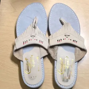 Vintage Candie’s by El Greco Moccasin Sandals Flip Flops