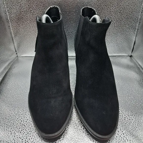 Vionic Black Leather Ankle Boots Woman's Size 9.5