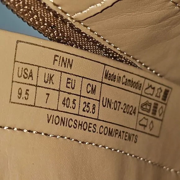 Vionic Finn Ankle Bootie Western Water Repellent Hazelnut Brown Suede Size 9.5