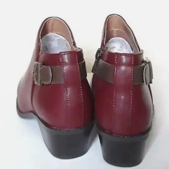 VIONIC NWOT Joy Millie Orthotic Wine Leather Ankle Boots Size 8.5