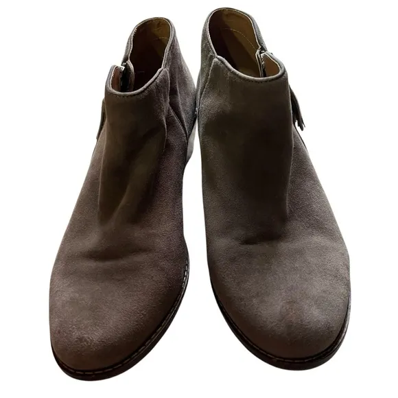 Vionic Serena Women’s Gray Leather Ankle Boots size 9