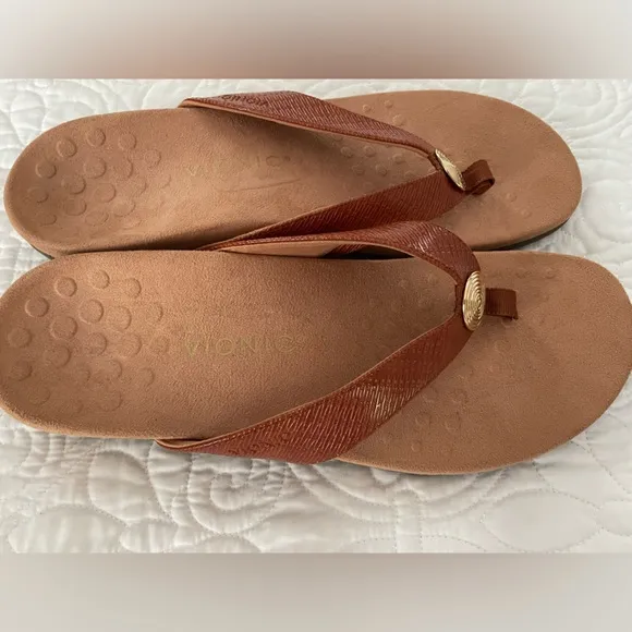 Vionic Womens Hilda Woven Brown Thong Flip Flops Sandals Gold Detail Sz 11
