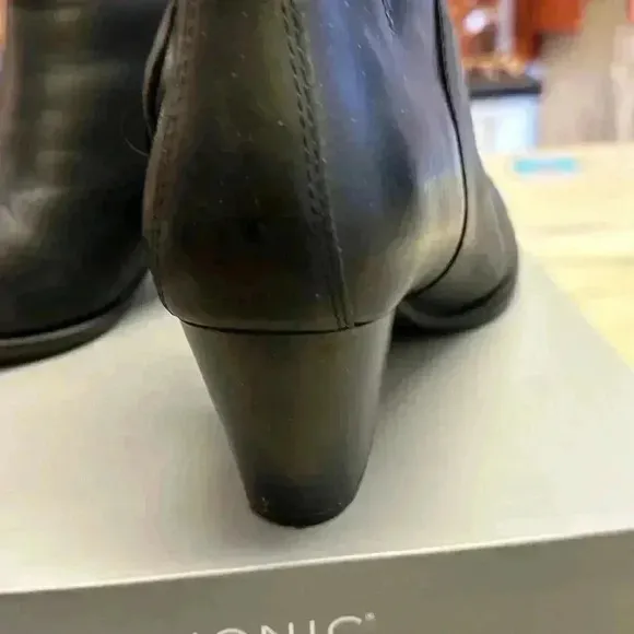 Vionic Womens Madeline Leather Dressy Ankle Boots Size 8 In Black