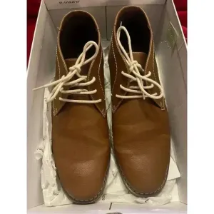 Vitalize by otholite men’s size 11 brown chukka boot