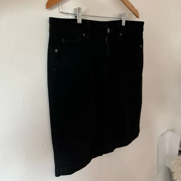 VTG 2003 Citizens 5 pocket black denim skirt sz 30