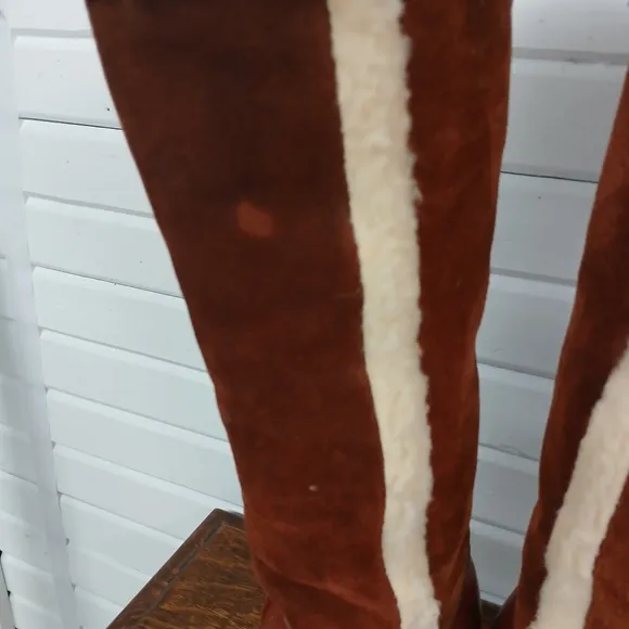 VTG 70s Knee High Leather Campus Boots Brown Sherpa Lined Sz 5.5