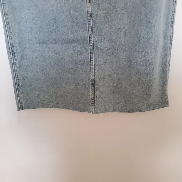 WE THE FREE DENIM SKIRT WOMENS SZ 8/10 'WILSHIRE' JEAN MIDI BLUE FRONT SLIT