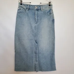 WE THE FREE DENIM SKIRT WOMENS SZ 8/10 'WILSHIRE' JEAN MIDI BLUE FRONT SLIT