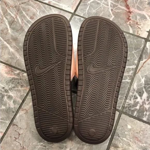 WMNS NIKE BENASSI SLIDE PINK DARK BROWN GOLD FLIP FLOP JUST DO IT JDI