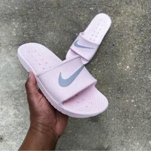 WMNS NIKE KAWA SHOWER SANDALSSWOOSH LIGHT BUBBLE GUM BABY PINKS WATER RUBBERS