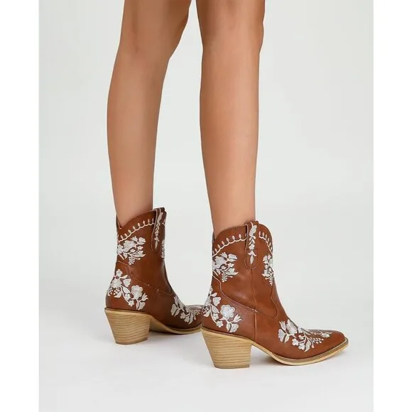 Women's Brown Leather Embroidery Block Heel Cowboy Snip Toe Ankle Boots