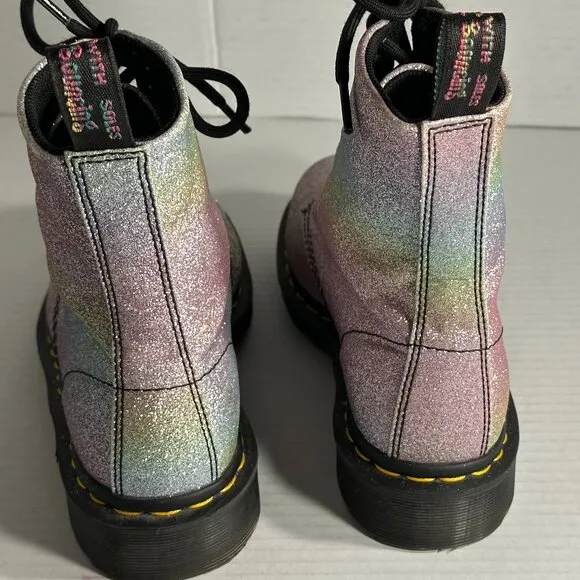Women's Dr. Martens size 6 New boots