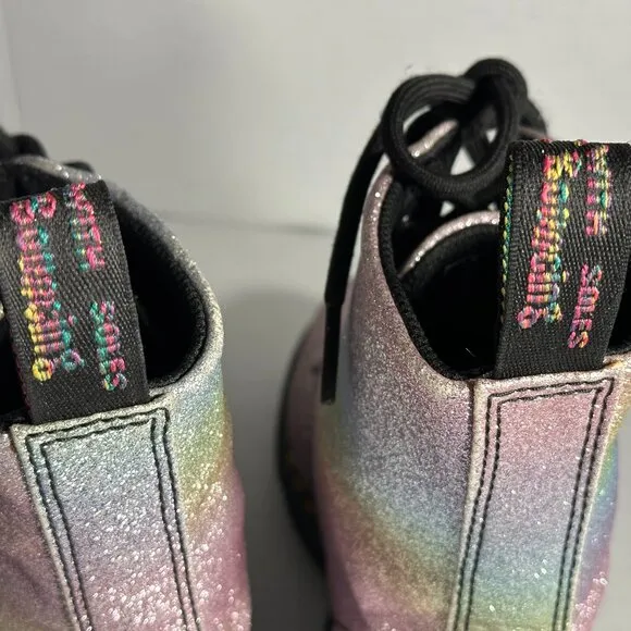 Women's Dr. Martens size 6 New boots