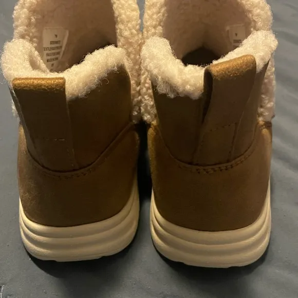 Women's Easy Spirit Bennet Comfort Tan Suede Ankle Boot 7W