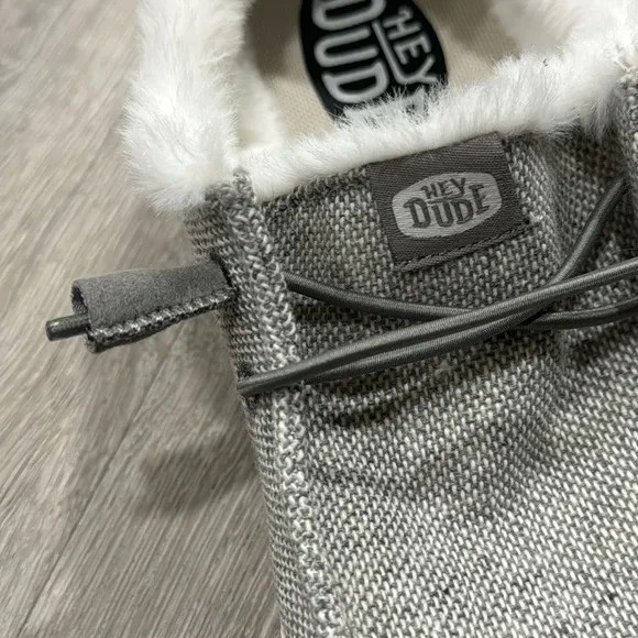 Women’s Hey Dude Slip On Shoe Gray Size 7 Wendy Warmth Faux Fur