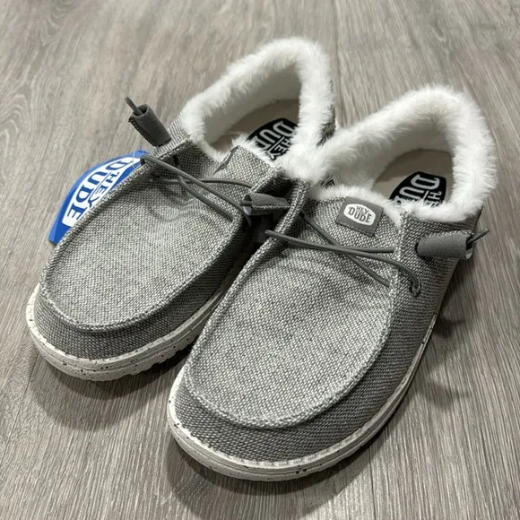Women’s Hey Dude Slip On Shoe Gray Size 7 Wendy Warmth Faux Fur
