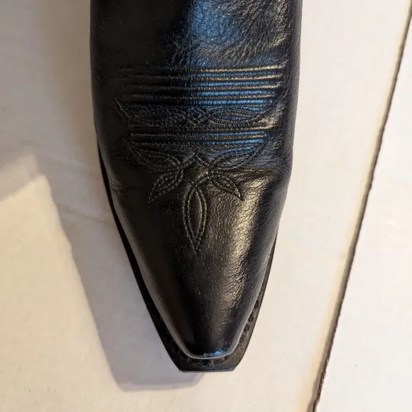 WOMENS LAREDO BLACK BOOT WESTERN 🤠 COWBOY COWGIRL BOOTS SIZE 8 NICE