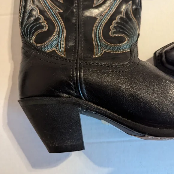 WOMENS LAREDO BLACK BOOT WESTERN 🤠 COWBOY COWGIRL BOOTS SIZE 8 NICE