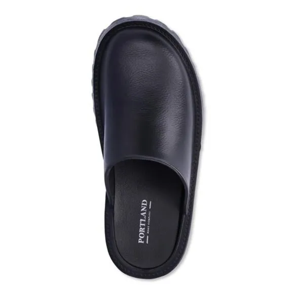 Women's Platform Clog Sandals: Stylish '90s-Inspired Footwear for Versatile Look