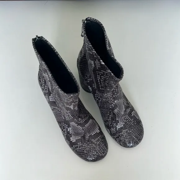 Women's Snakeskin Ankle Boots