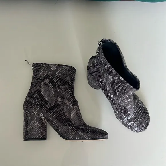 Women's Snakeskin Ankle Boots
