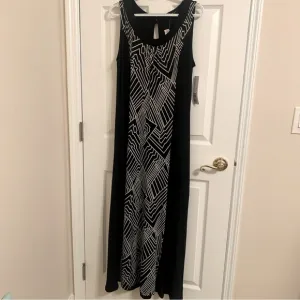 Women’s Tribal Geometric Design Maxi Dress